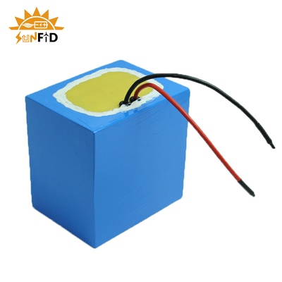 Bộ pin Lithium có thể sạc lại Phosphate 12.8V 6ah 32700 Đèn đường năng lượng mặt trời